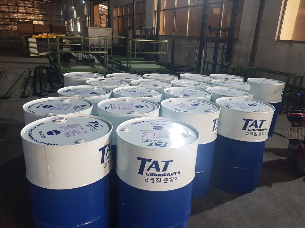 Địa chỉ bán dầu thủy lực giá rẻ tại bình dương